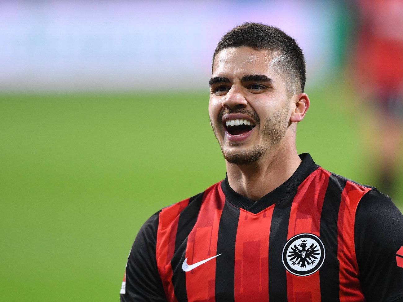 Eintracht Frankfurt Kann Silva Nur Mit Champions League Halten Hessenschau De Eintracht Frankfurt