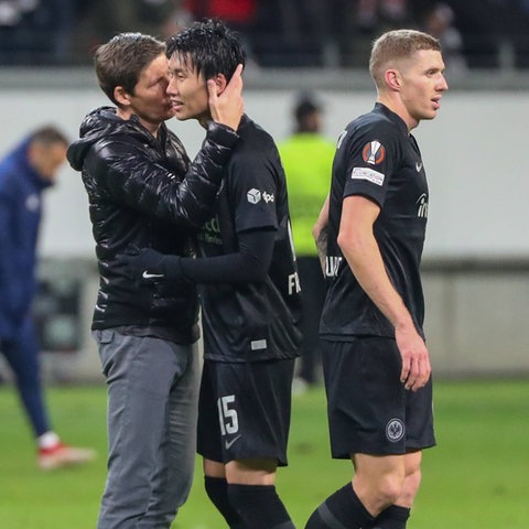 Oliver Glasner und Daichi Kamada von Eintracht Frankfurt