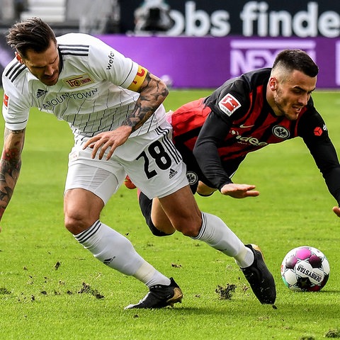 Kostic from Eintracht Frankfurt against Trimmel from Union Berlin