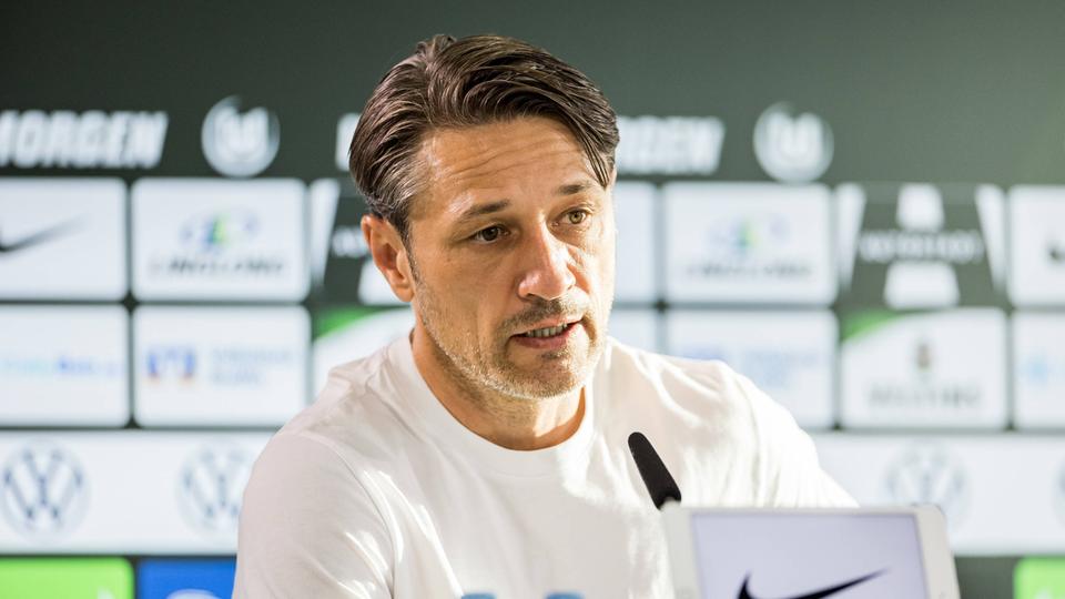Niko Kovac bei einer Pressekonferenz