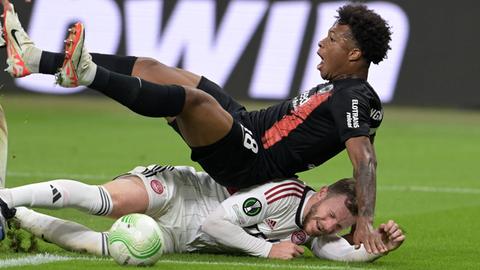 Ngankam von Eintracht Frankfurt im Spiel gegen Aberdeen