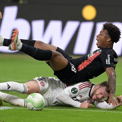 Ngankam von Eintracht Frankfurt im Spiel gegen Aberdeen