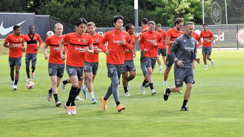 Spieler der Eintracht beim Training