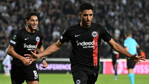 Omar Marmoush feiert den Ausgleich gegen PAOK