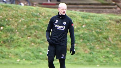 Philipp Max bei seinem ersten Training in Frankfurt