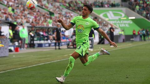 Omar Marmoush im Trikot des VfL Wolfsburg.