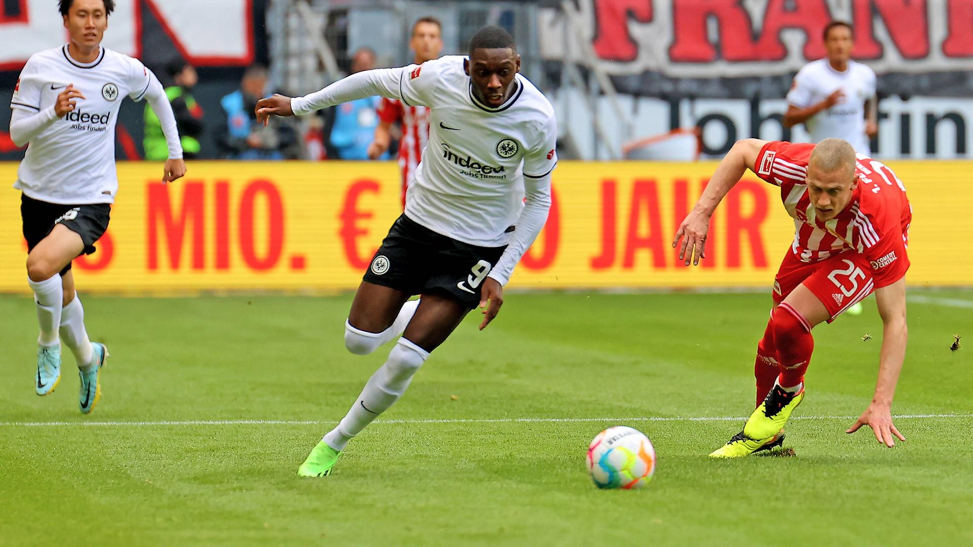 Eintracht-Neuzugang überzeugt: Kolo Muani ist der "Dampfhammer
