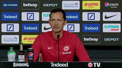 Eintracht-Trainer Dino Toppmöller