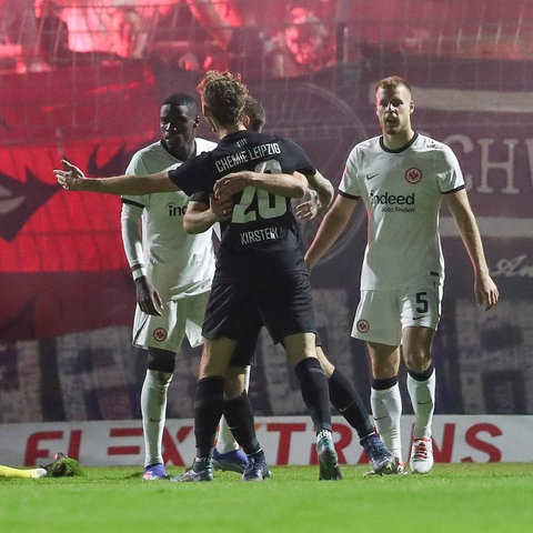 Florian Kirstein bejubelt das 1:0 von Leipzig. 