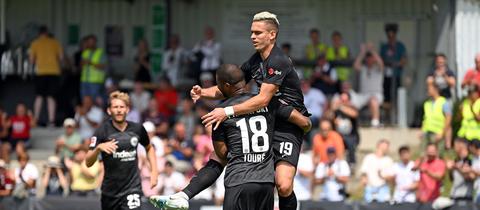 Almamy Touré Jubel Eintracht Frankfurt