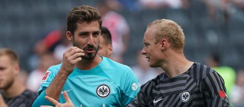 Trapp diskutiert mit Rode 