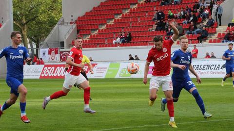 Dominik Wanner versuchte das Spielgerät in den Griff zu bekommen.