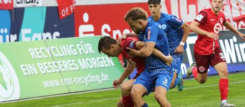 Kickers Offenbach kommt gegen kampfstarke Stuttgarter Kickers nicht zum Sieg.