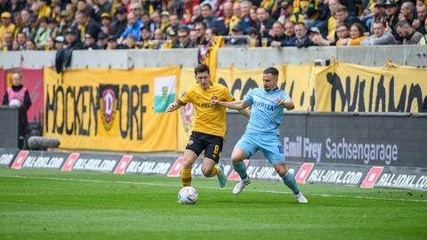 SV Wehen Wiesbaden bei Dynamo Dresden