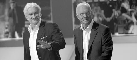 Rudi Völler und Franz Beckenbauer gemeinsam bei einer TV-Aufzeichnung im Jahr 2013