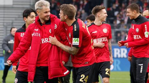 Jubel beim SV Wehen Wiesbaden