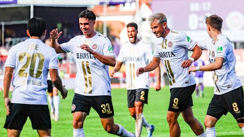 Jubel beim SV Wehen Wiesbaden