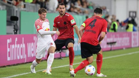 Ivan Prtajin und Sascha Mockenhaupt im Pokalspiel gegen Leipzig