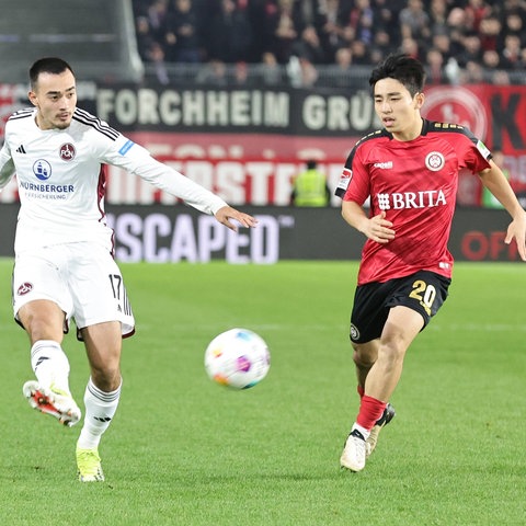 Hyunju Lee vom SV Wehen Wiesbaden im Spiel gegen Nürnberg