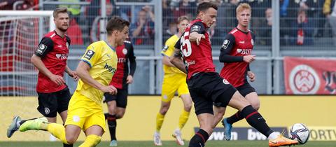 Der SV Wehen Wiesbaden unterlag Eintracht Braunschweig.