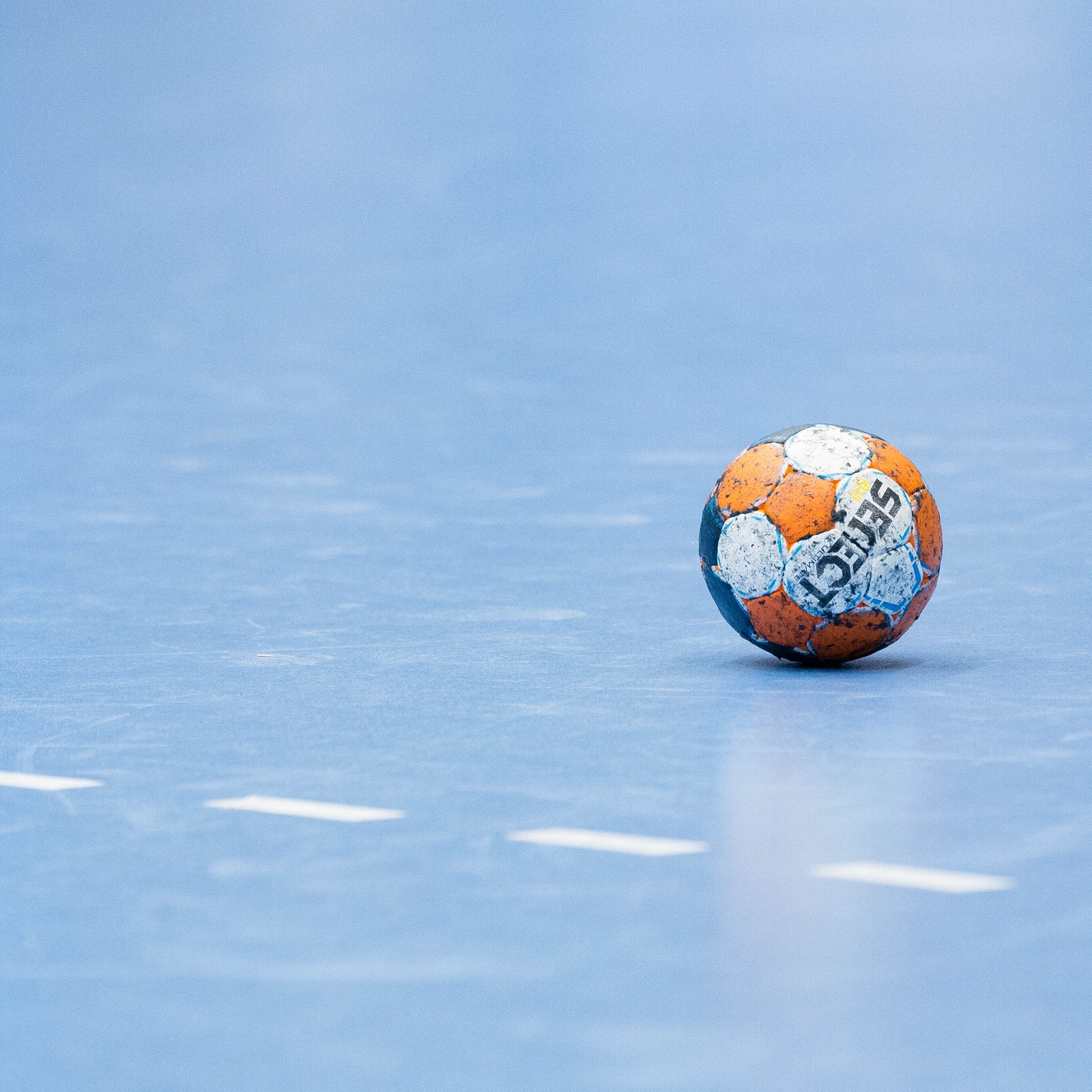Verfolgerduell in Handball-Bundesliga Melsungens heißer Tanz in Flensburg hessenschau.de MT Melsungen
