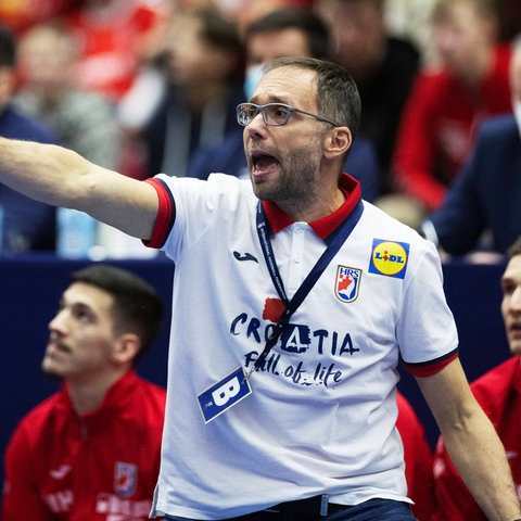 Hrvoje Horvat an der Seitenlinie bei der Handball-WM