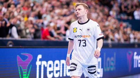 Handball-Kader für Olympia 2024: Bittere Nachricht für Melsungen-Kapitän  Timo Kastening | hessenschau.de | MT Melsungen