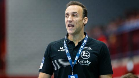 MT-Trainer Roberto Garcia Parrondo war nach der Niederlage in Magdeburg bedient.