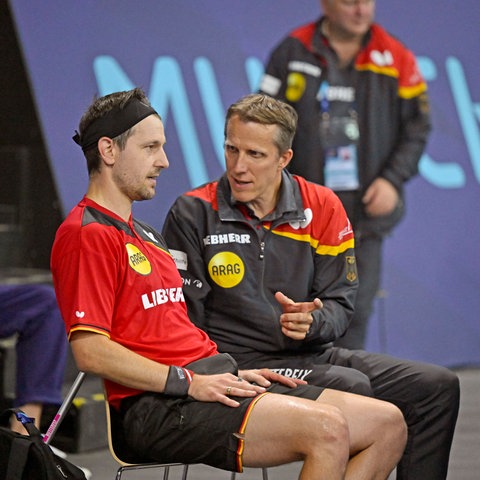 Timo Boll mit Bundestrainer Jörg Roßkopf