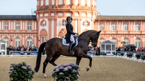 Dorothee Schneider beim Turnier im Biebricher Schlosspark