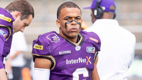 Darren Okoegual, Spieler der Frankfurt Galaxy, mit enttäuschtem Blick