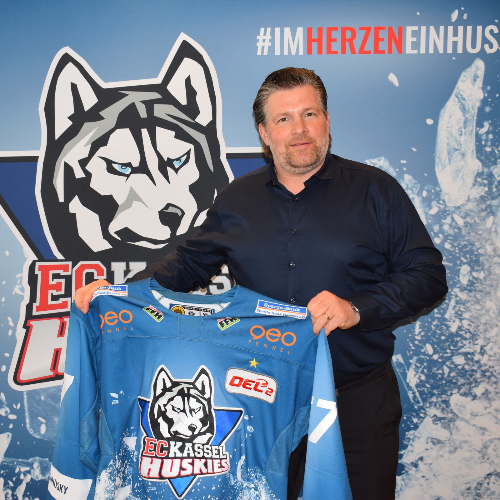 DEL2 Kassel Huskies holen Löwen-Aufstiegstrainer Bo Subr hessenschau.de Mehr Sport