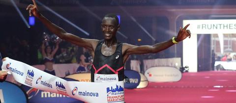 Brimin Misoi gewinnt den Frankfurt Marathon