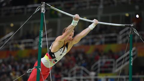 Fabian Hambüchen bei seiner Reck-Performance in Rio