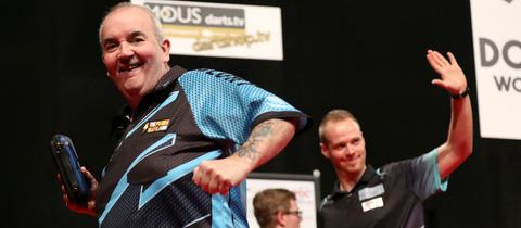 Phil Taylor und Max Hopp 