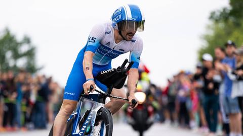 Patrick Lange auf dem Fahrrad bei der Challenge Roth