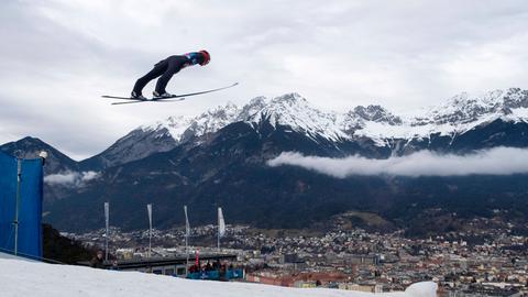 Stephan Leyhe beim Sprung in Innsbruck