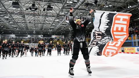 Die Löwen Frankfurt feiern den dritten Sieg in Folge