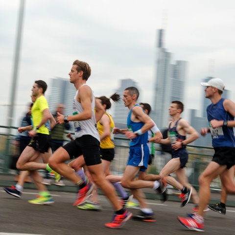 Szene vom Marathon in Frankfurt