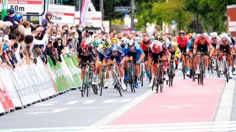 The final sprint at the cycling classic 2021