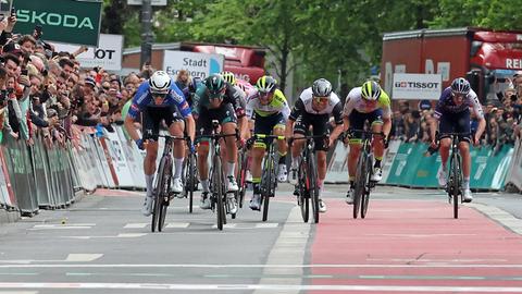 Der Zielsprint beim Radrennen 2023