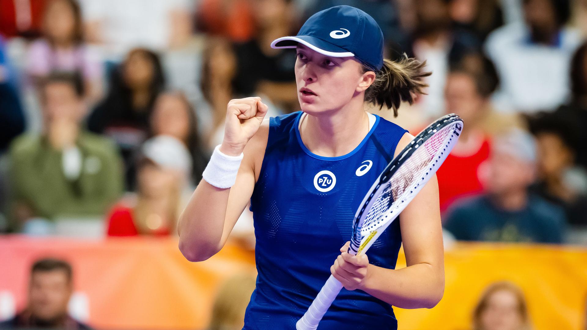 Tennis Weltranglistenerste Swiatek schlägt in Bad Homburg auf