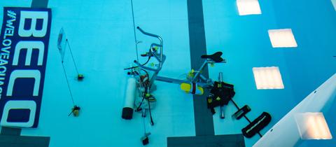 Weltrekordversuch im Unterwasser-Cycling in Bruchköbel