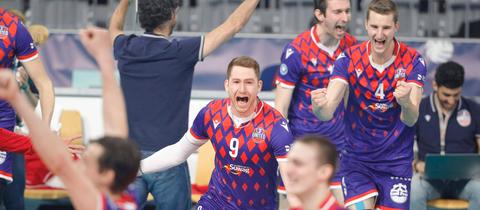 United Volleys feiern Pokalsieg