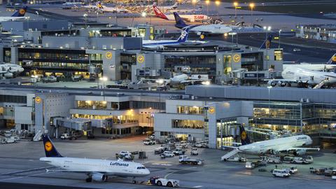 Flughafen Frankfurt Tag Bild