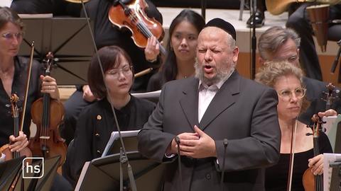 Ein Rabbiner singt