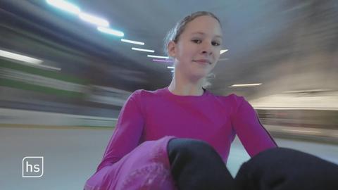 Nelly Olszowsky aus Neuhof-Giesel beim Eislaufen
