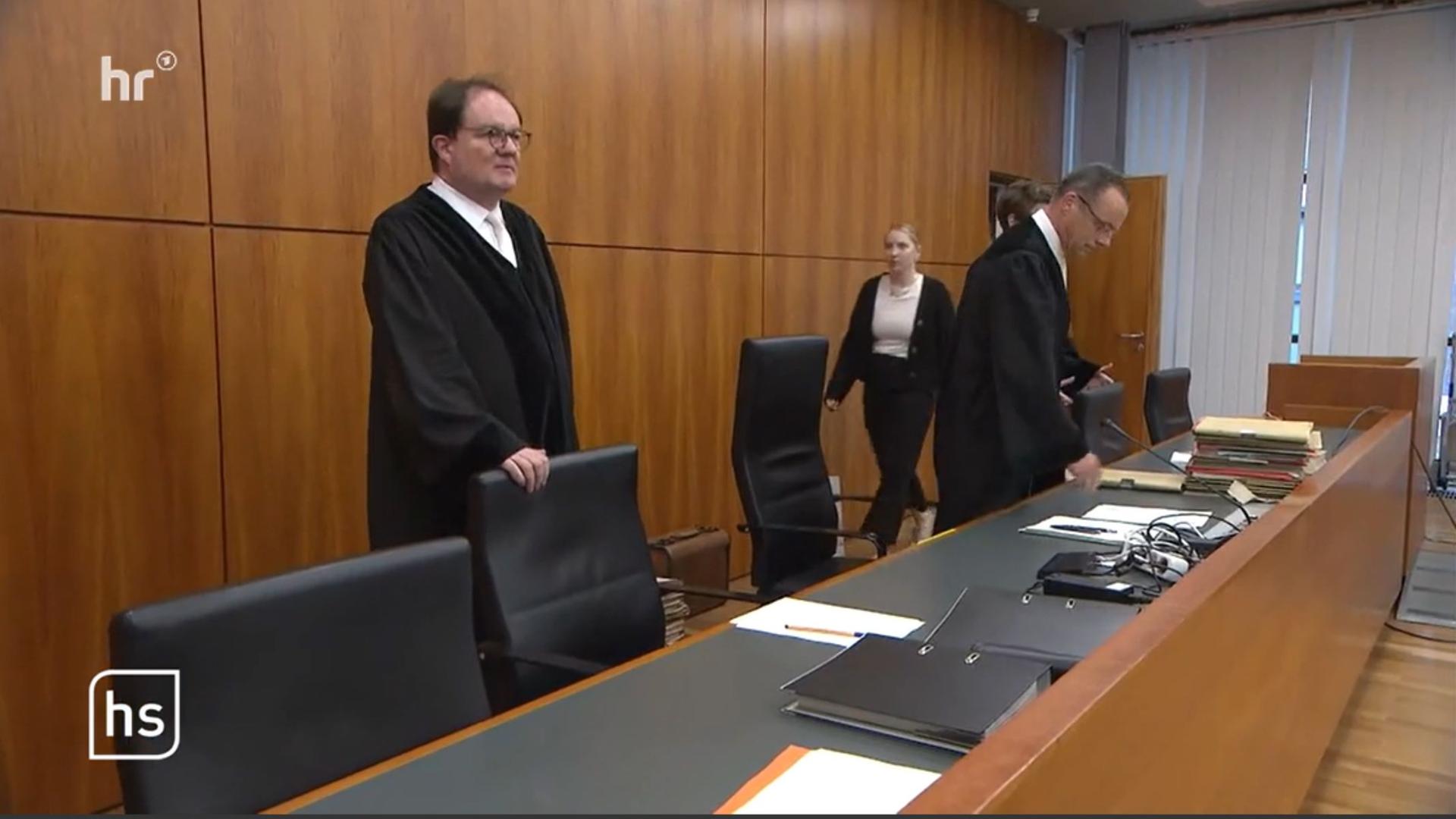 Getötete 14-Jährige: Angeklagter wegen Mordes verurteilt - Video | hessenschau.de | TV-Sendung