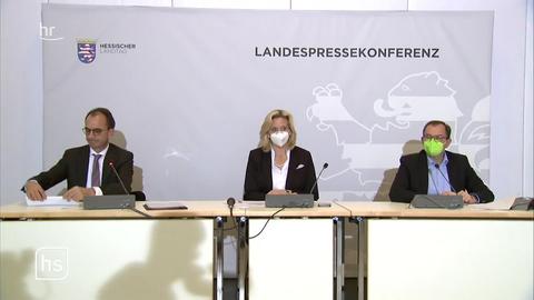 Foto der Pressekonferenz.