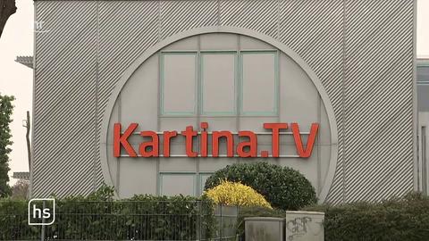 Foto eines Gebäudes, an welchem der Schriftzug "Kartina.TV" angebracht ist.